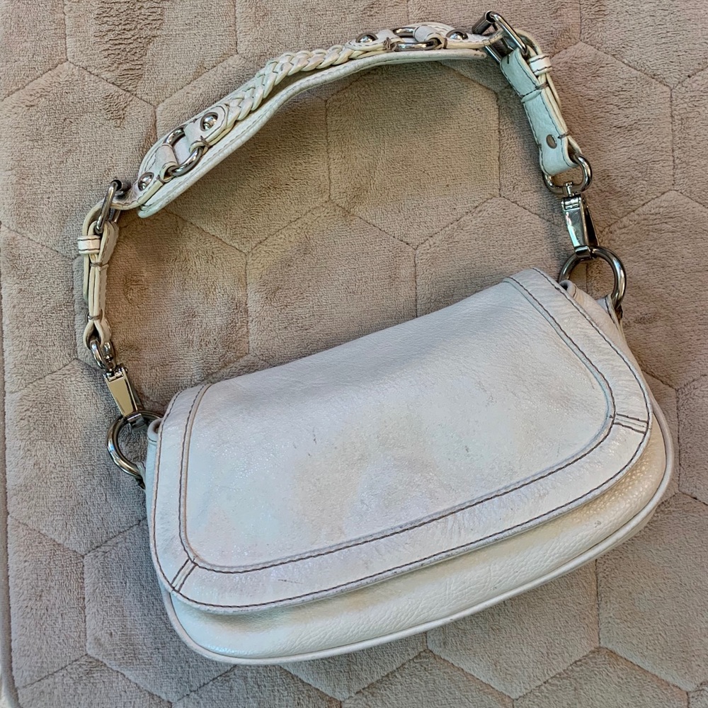 Banana Republic ivory 100% leather handbag